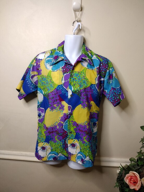 Vintage Other - Vintage 1960-70's Paradise Hawaii Vibrant Mod/Hippie Floral Hawaiian Shirt